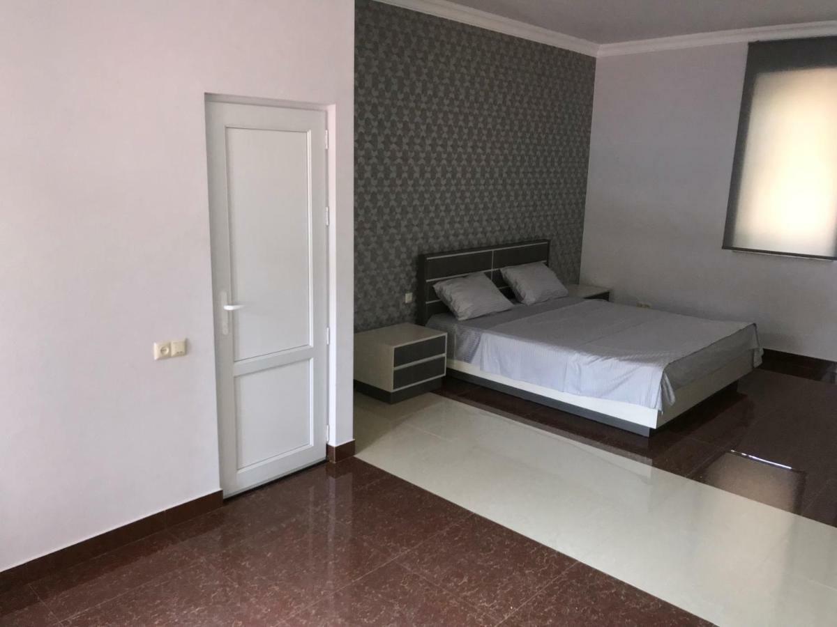 Liko Hostel Jerevan Eksteriør billede
